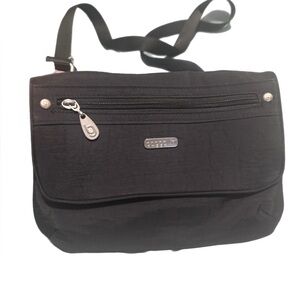 🖤Baggallini Black Crossbody Bag 🖤 EXCELLENT CONDITION